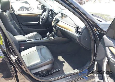 2013 BMW X1 Sdrive28I z USA, uszkodzony, nr VIN WBAVM1C55DVW44154